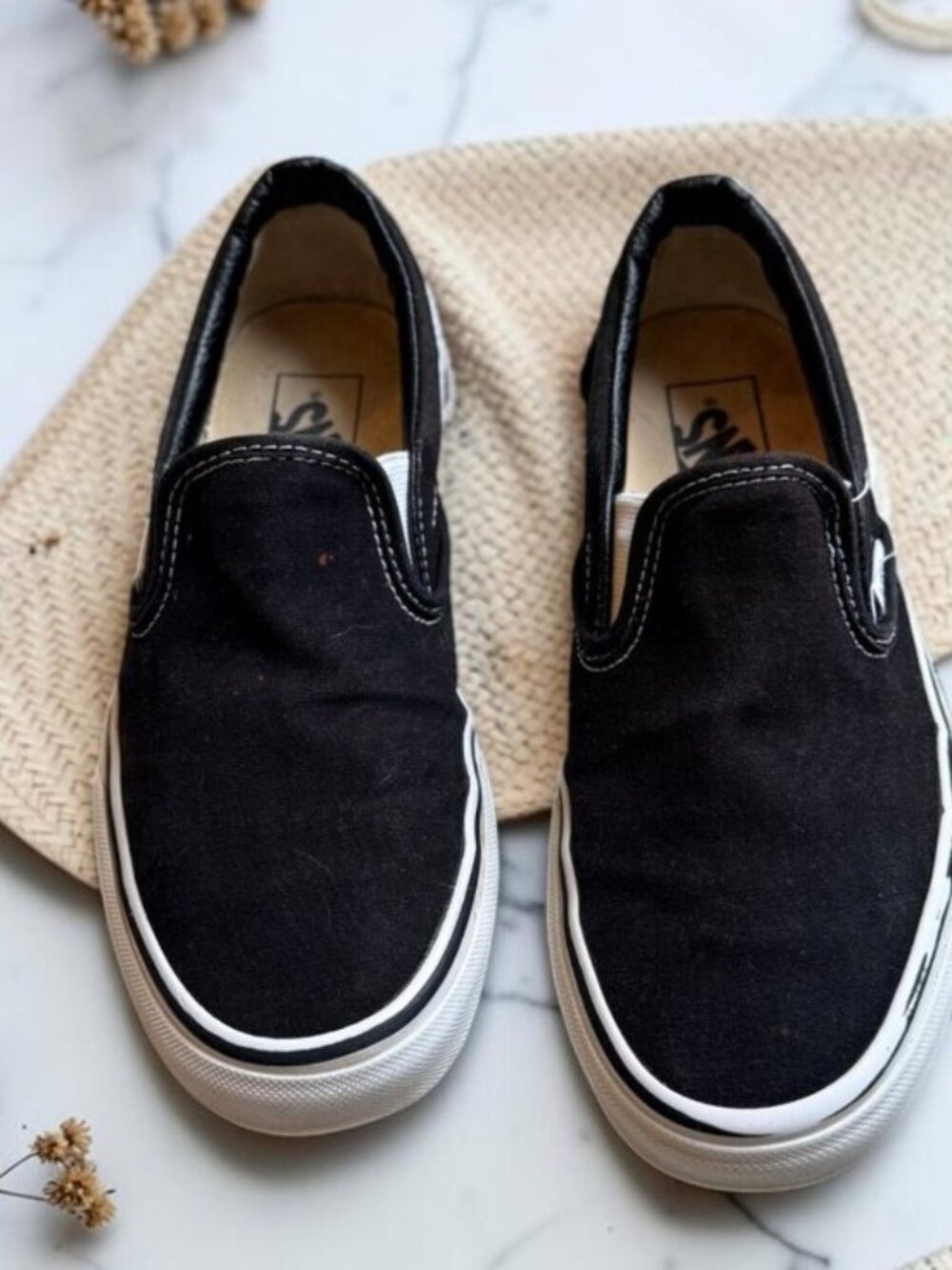 Vans Classic Slip-On Shoes Sneakers in Black Women's Size 7.5 Men's 6 - Picture 2 of 10